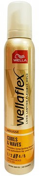 Wellaflex Αφρός Curls & Waves Δυνατό Κράτημα 200ml